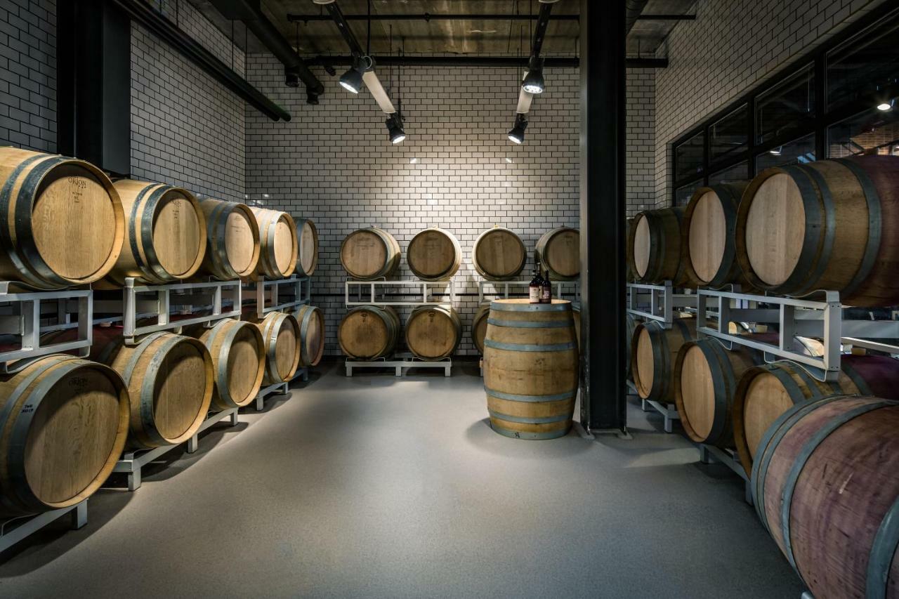 The Winery Hotel, Worldhotels Crafted Σόλνα Εξωτερικό φωτογραφία
